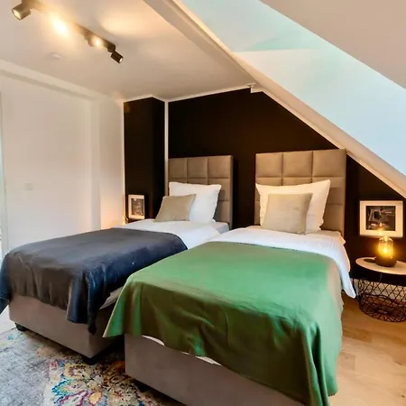 Zeche Ewald & Bonicacius - Hochwertige Ruhrgebiets-apartments, Netflix Apartment Essen